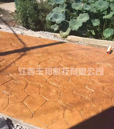 上饶赣州安远乡村公路改造压模地面施工