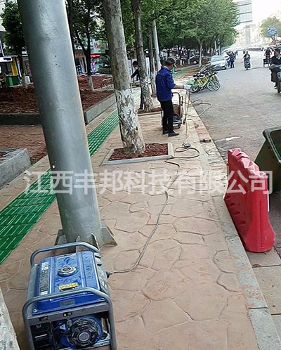 景德镇红谷滩丽景路人行道压花地坪